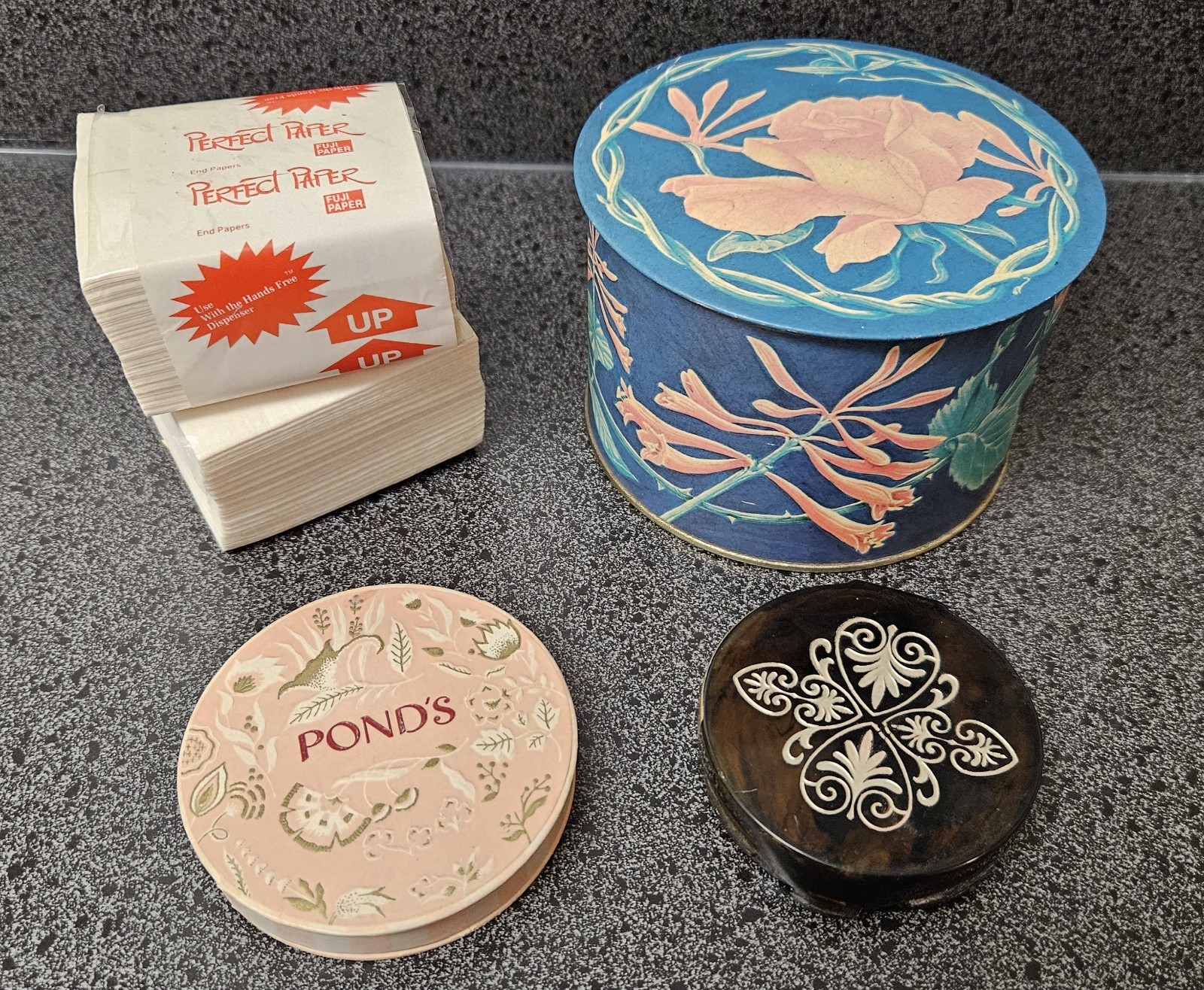 Lot Of 5 Vintage Cosmetic/Beauty Items