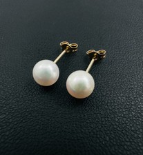 Estate Solid 14K Yellow Gold 5.7mm White Freshwater Pearl Classic Stud Earrings