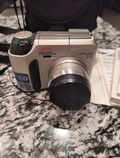 Olympus Camedia C-720 Ultra Zoom Digital Camera & 64MB Smart Media Card TESTED