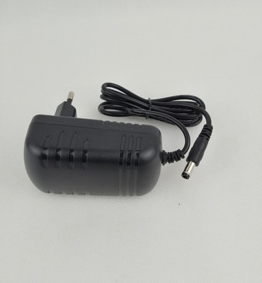 LEYF Universal Netzteil 12V 2A   AC/DC Adapter 5.5x2.5 mm   für Router, LED,...