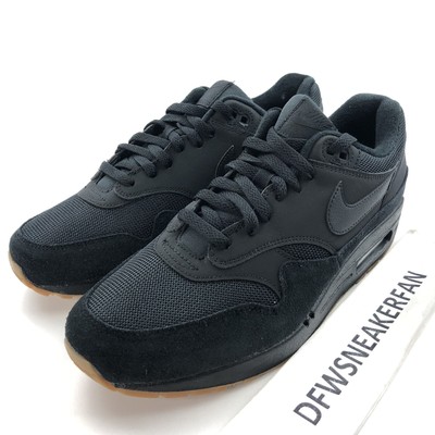 nike air mens clothing