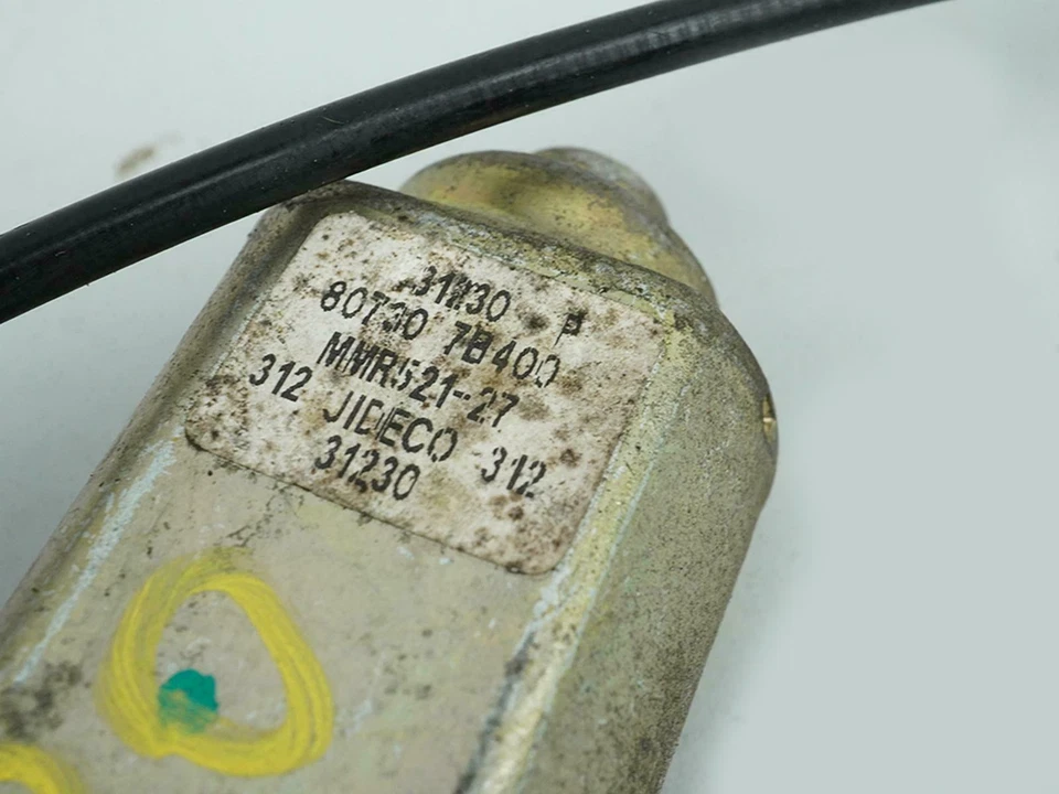 Оригинальный передний правый пассажирский регулятор стеклоподъемника двигателя для Nissan 1998 - 2004 годов выпуска - Изображение 4 из 4