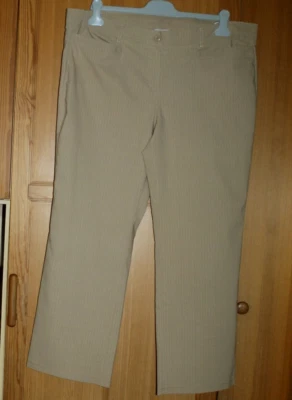 PANTALON Femme marque MS MODE - taille 48  couleur Beige fines rayures blanches - Photo 1/4