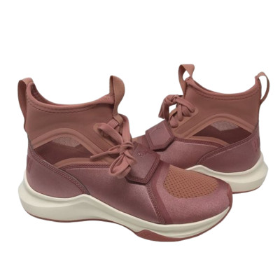 Puma Women's Phenom Sneaker Size 6 M