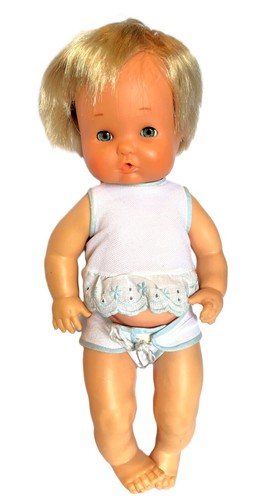 15" Famosa Doll In Tagged 2 Piece Outfit Blonde Open Close Blue Eyes All Plastic