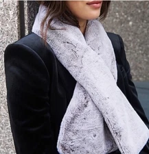 Express Pull Through Oblong Faux Fur Scarf Taupe Light Grey One Size New Women’s