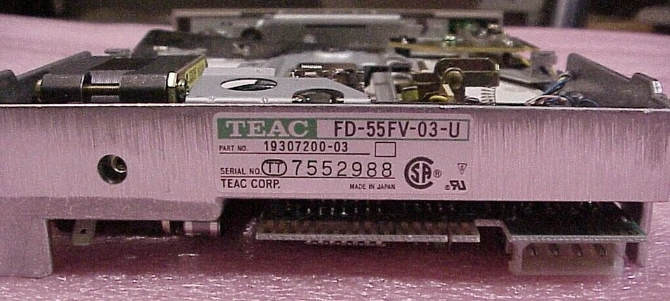 Unidad de disquete vintage de 5,25 pulgadas NOS TEAC FD-55FV-03-U Foto 3 de 3