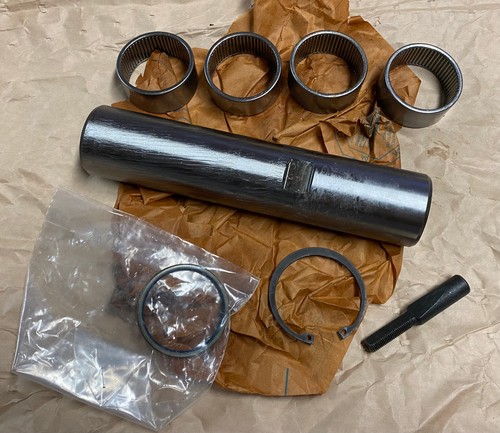 Independent Truck Co. Buchsen Set – Zylinder 94a Mit Dimebag Achse, Kingpin Muttern & Speed Kit Independent Truck Co. Buchsen Set – Zylinder 94a Mit Dimebag Achse, Kingpin Muttern & Speed Kit