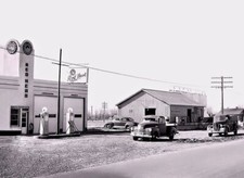 DEALER MOTOR OILS DISTRIBUTORS GASOLINE  SERVICE STATION TRUCKS    5x7 REPRINT
