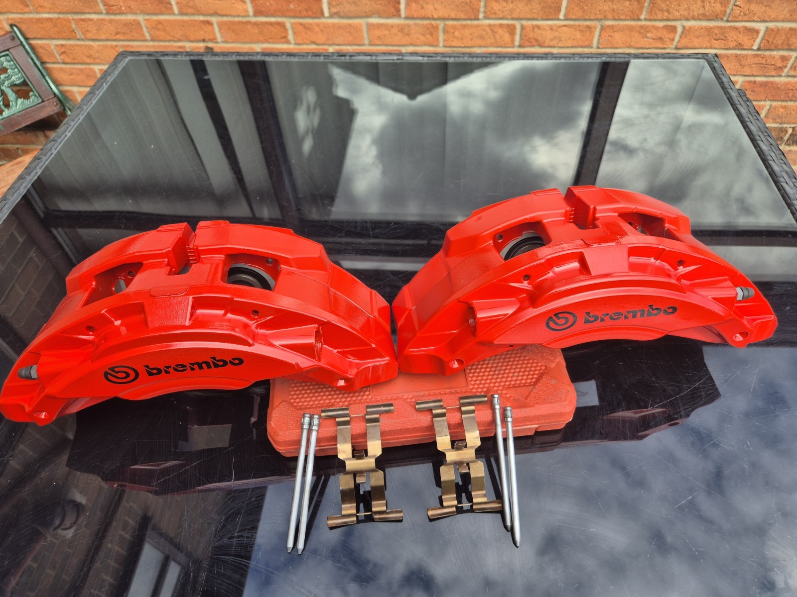 Front Brake Calipers New Defender , Discovery 5  New Brembo Calipers