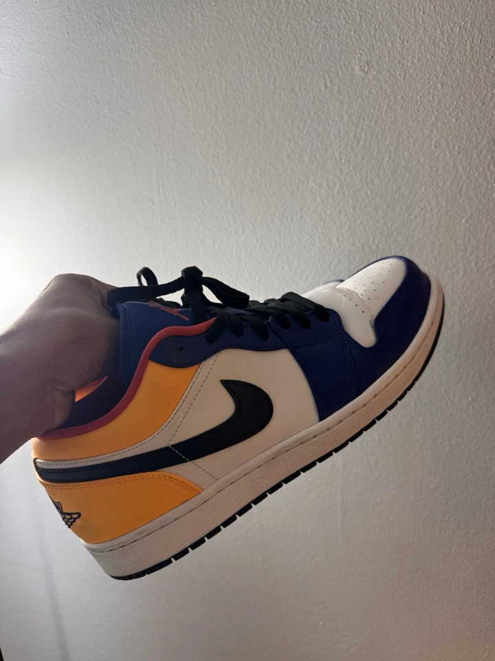 Air Jordan 1 Low White Deep Royal Blue SIZE 11.5 - Image 3 of 4