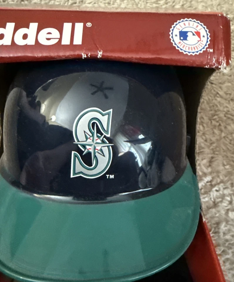 Nuevo Mini Casco de Bateo Vintage 1997 Seattle Mariners Riddell Ken Griffey, Jr Foto 2 de 4
