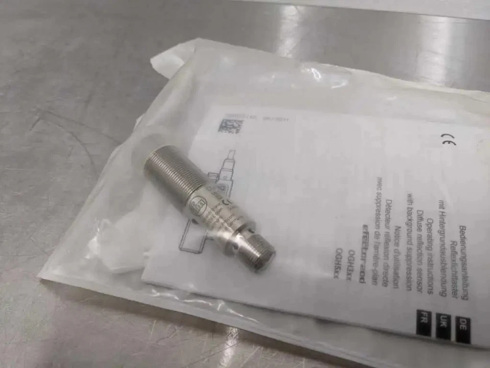 IFM Efector OGH502 Photoelectric Diffuse Reflection Sensor 15-300 mm - Image 4 of 4