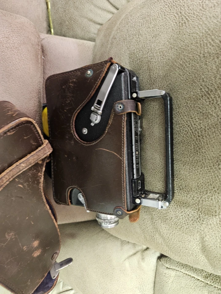 Cámara de película Cine-Kodak 16 mm revista vintage años 30 con estuche - Modelo A funciona Foto 4 de 4
