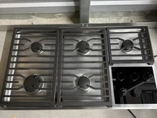 Wolf 36 Inch 5 Dual-Stacked Sealed Burners Transitional Gas Cooktop CG365TS