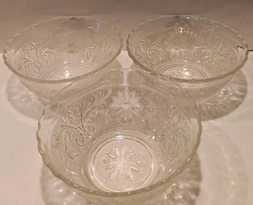 Vtg Set 3 Anchor Hocking Daisy & Scroll Sandwich Pattern Serving Bowls 7.5"diam