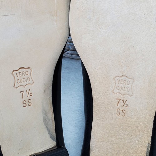 VANELi Women Black Nappa Flats Cap Toe Leather NWOB Size 7.5 SS (Slim) $175 - Picture 6 of 7