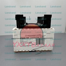 1PCS New HONEYWELL Q7800A1005 combustion controller base FAST SHIP ~