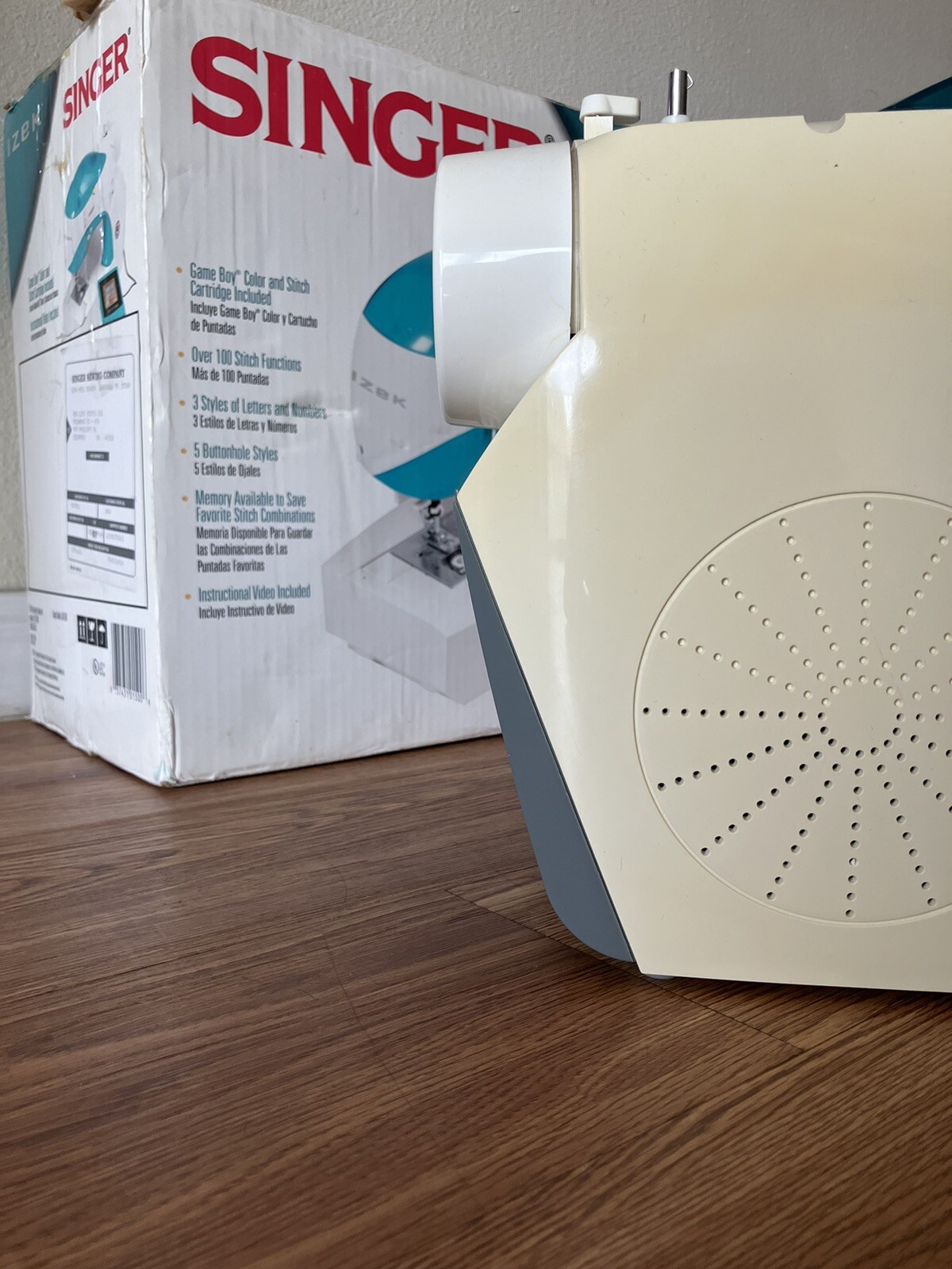 Singer Izek 1500 Sewing Machine Gameboy Color Game 150th Anniversary