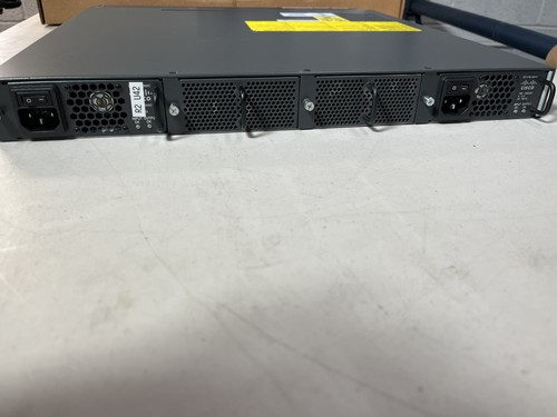 CISCO mds-c9148-16p-k9 48 Ports Network Switch - SFP Fabric manager - Good - Picture 3 of 4