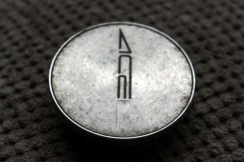 Original Rare ACE A109 Gray Silver Alloy Wheel Center Plastic Cap Cover Hub - Picture 3 of 4