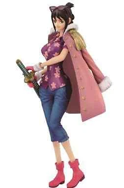 One piece tashigi figure hot sale