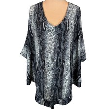 Show Me Your Mumu Caftan Snakeskin V Neck Flowy Medium Swim Cover Made in USA
