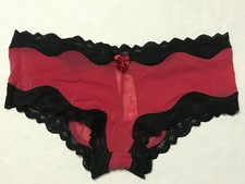 NWT VICTORIA'S SECRET Panty Low Rise Cheeky Red Black Lace Size Medium Pink