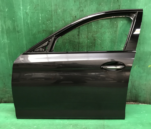 BMW 5 SERIES G30 FRONT DOOR PASSENGER GREY A90 GLASS LEFT NEARSIDE NSF 2015-2020