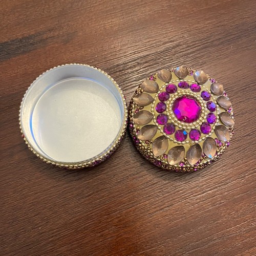 Jeweled Tin Trinket Keepsake Box Magenta Gold 2.5" - Picture 3 of 9