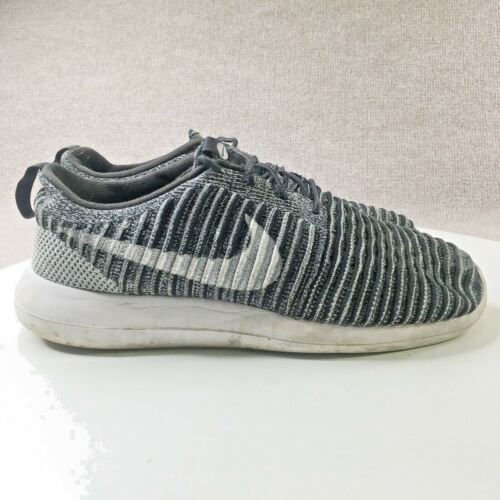 Nike Roshe Two Flyknit Sneakers Mens 9.5 Black White Athletic Running Shoes 1553 - Picture 5 of 11