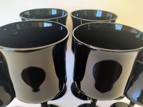 Vintage Black Amethyst Ebony Wine Glass Set of 8 Beautiful Condition - Picture 8 of 9
