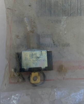 CARLING Toggle Switch 2X464 2FA54-73XG