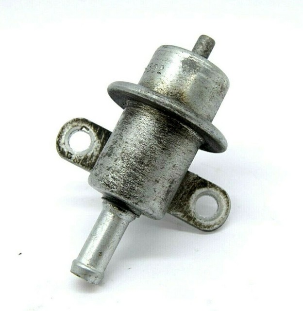 Volvo 850 V40 Kraftstoffdruckregler Fuel Pressure Regulator NOS Old