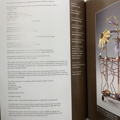 The Penland Book of Jewelry: Master Classes in Jewelry Techniques