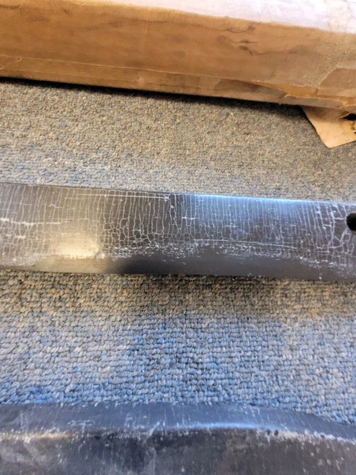 Chrysler Newport New Yorker 1968 equipamiento de protección de parachoques delantero 2932216 nuevo en stock Foto 3 de 4