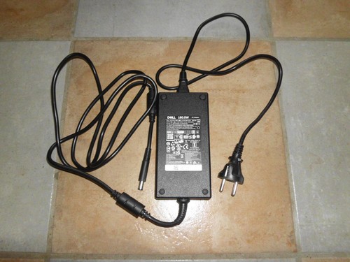 DELL HA180PM180 180.0W 19,5V 9,23A AC Adapter Laptop Neuwertig Netzteil