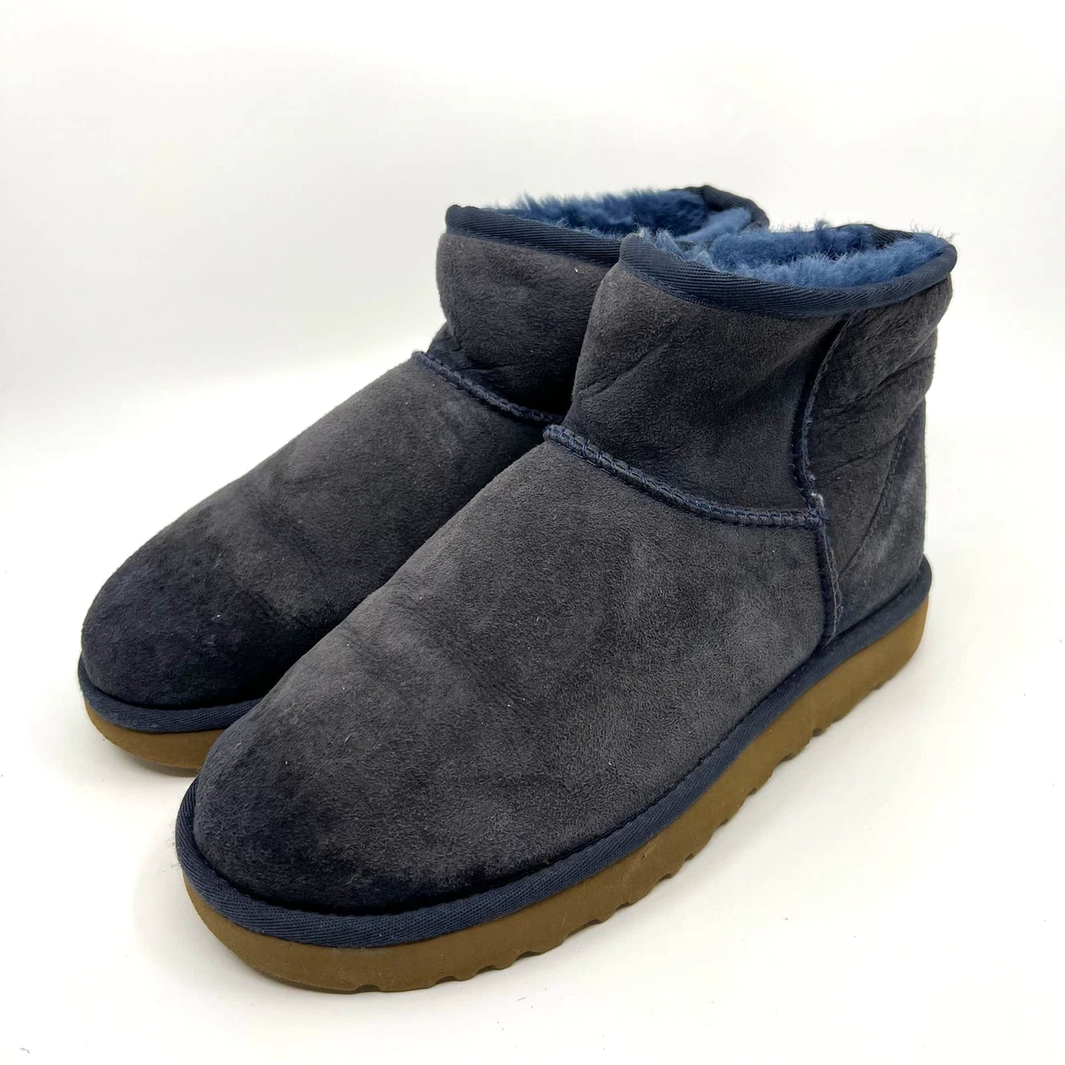 Ugg classic deals navy