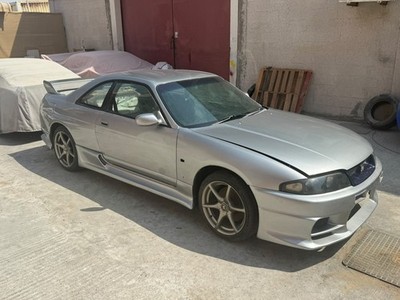 Nissan Skyline 1995