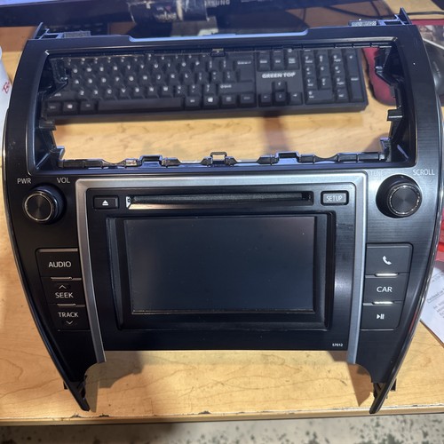 2012-2013 TOYOTA CAMRY RADIO STEREO CD PLAYER TOUCH SCREEN 86140-06010