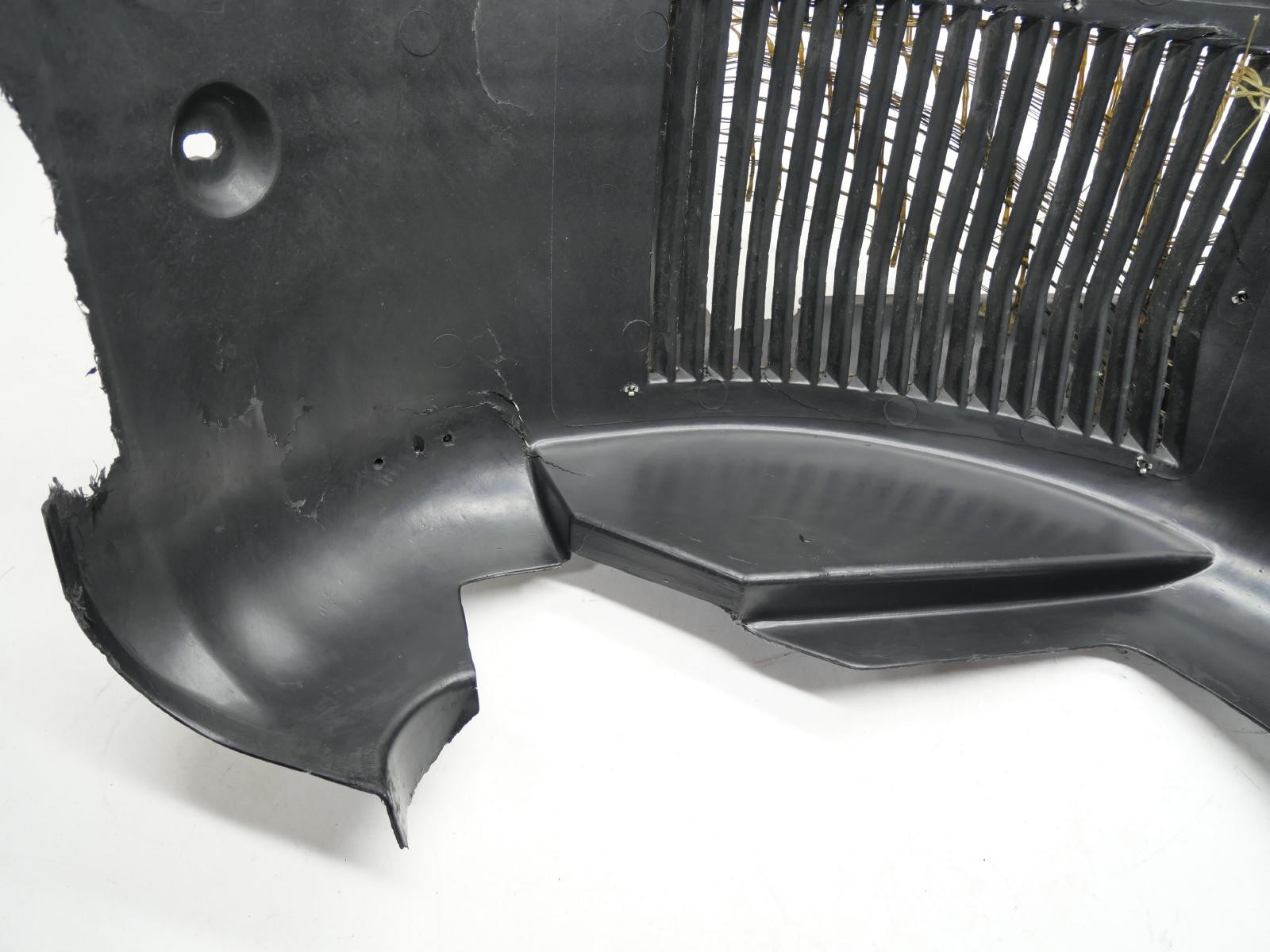 2001 Ferrari 360 Spider Rear Passenger Inner Fender Liner Right RH BROKEN OEM