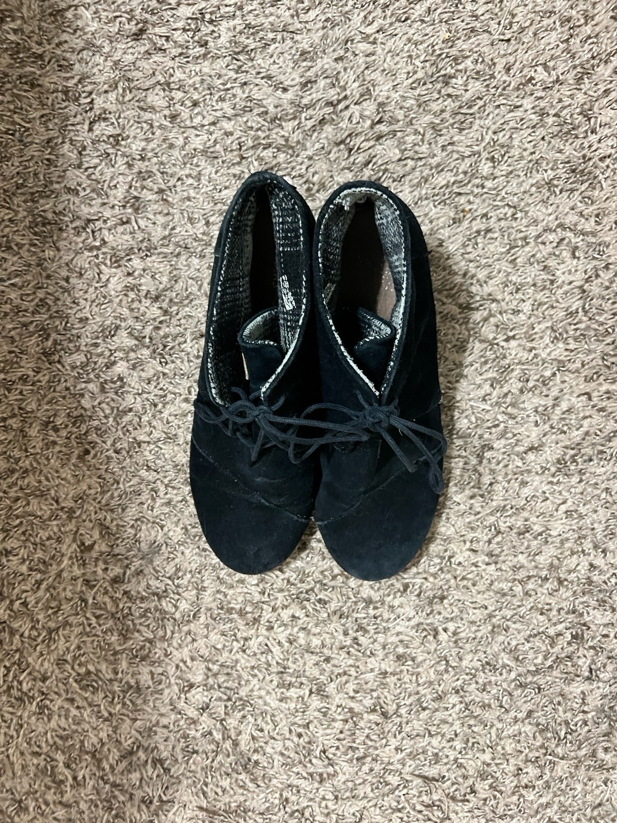 TOMS Boots Womens 9 Desert Wedge Ankle Booties Casual Lace Up Black Suede