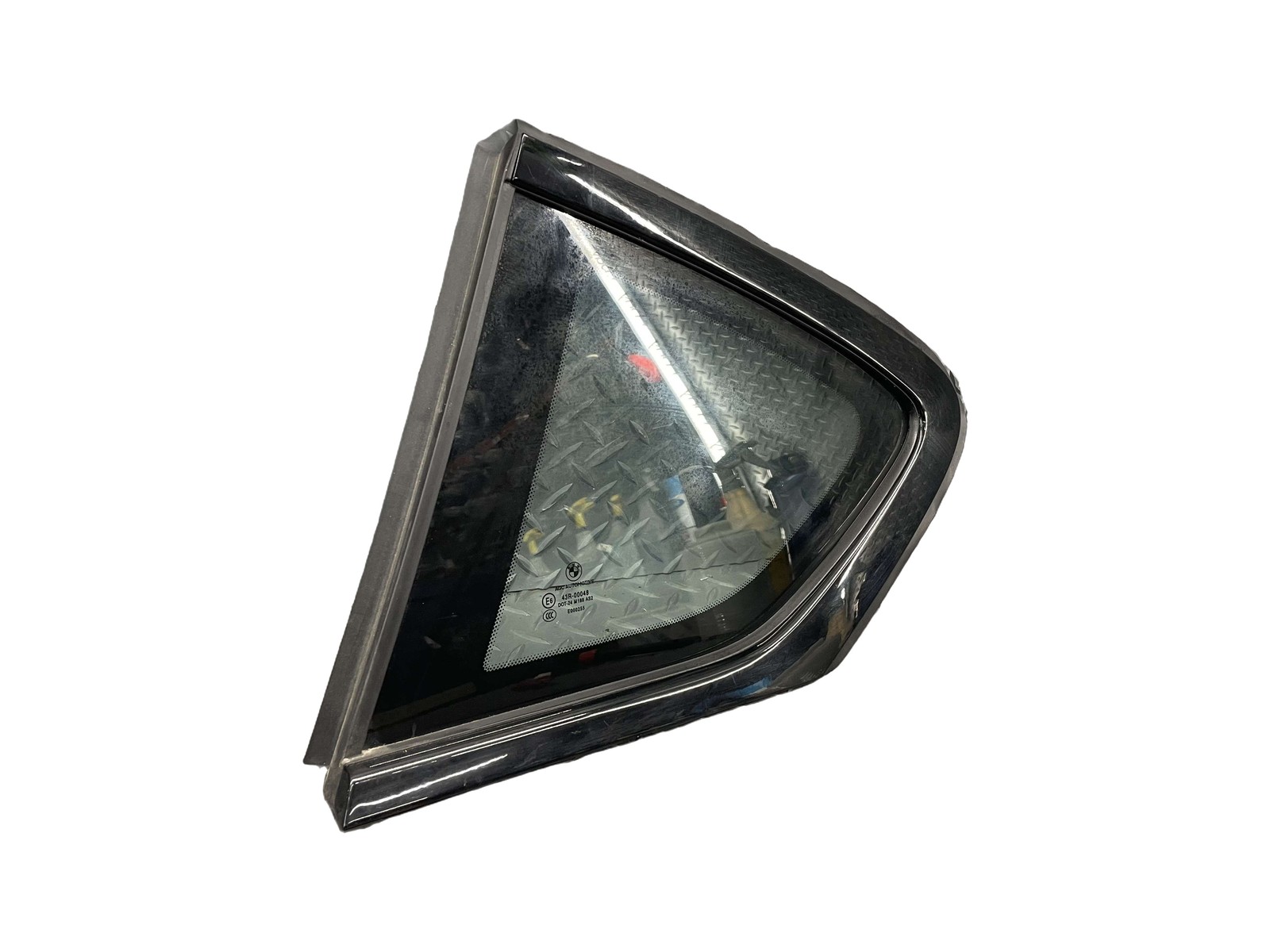 BMW i8 2014-2019 Rear Left Quarter glass Black