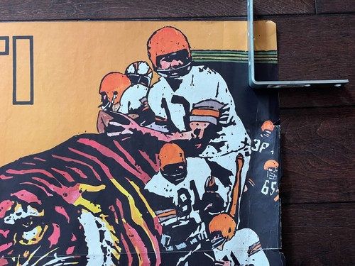 VINTAGE 1970 CINCINNATI BENGALS 24X36 FOOTBALL POSTER RARE ORIGINAL HUGE - Picture 4 of 12