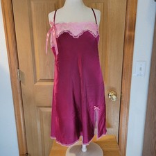Y2K Victoria s Secret Angels Slip Medium Burgandy Lace Trim Silky Satin Chamise