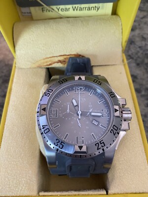 Invicta Men s Sport Watch 1414 pre-owned but still in original case with papers