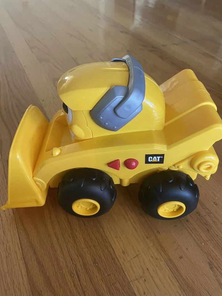 玩具状态 Caterpillar CAT Buildin' Crew Move & Groove Machines Mighty Marcus 滑雪 — 第 2/4 张图片