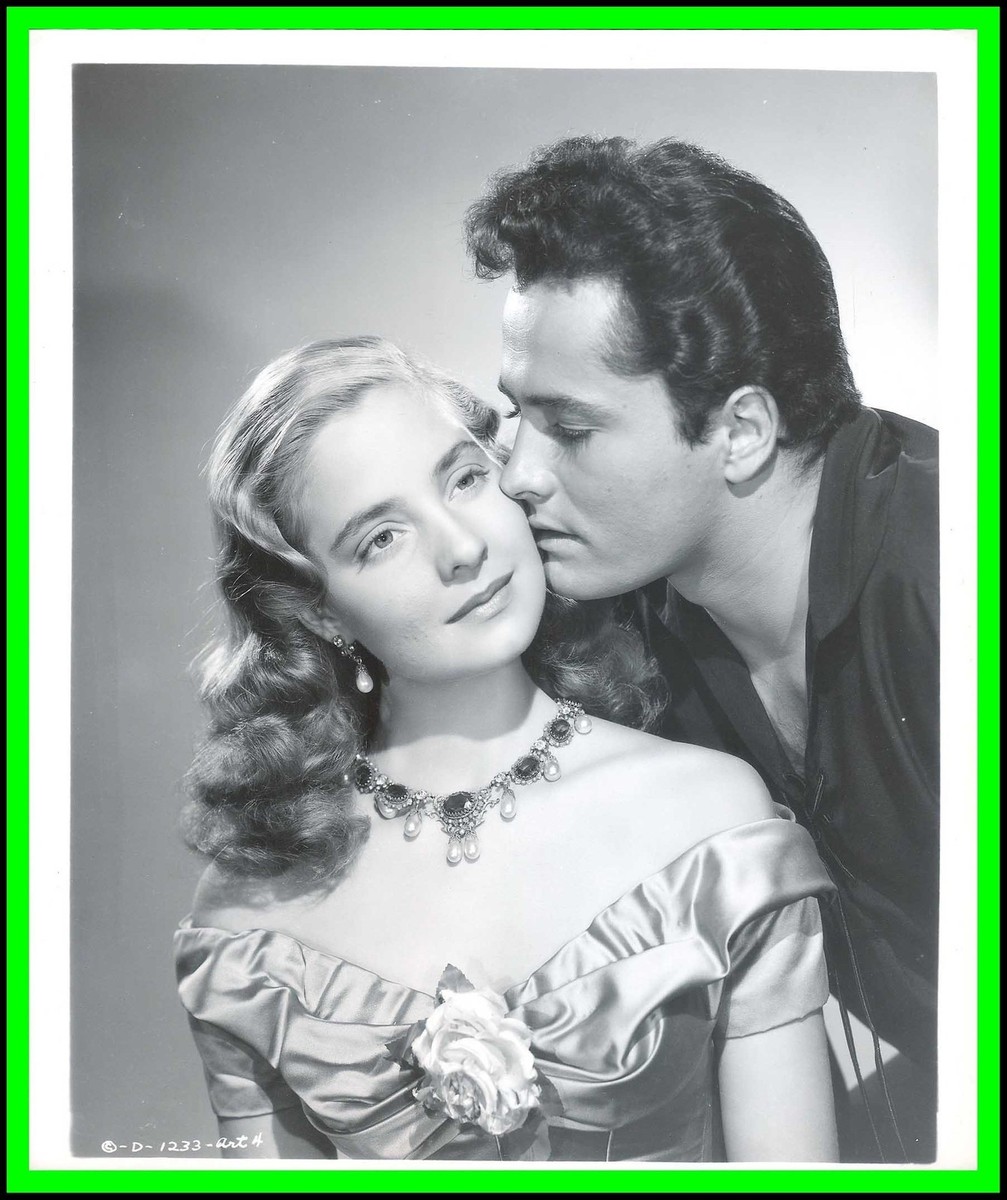 XT001 Toys New 1/6 Collectible The Mask Jim Carrey Yellow Suit Cloth Action  Figure Classic Movie Comedian 12inch Soldier Model - AliExpress, image size:1007x1200