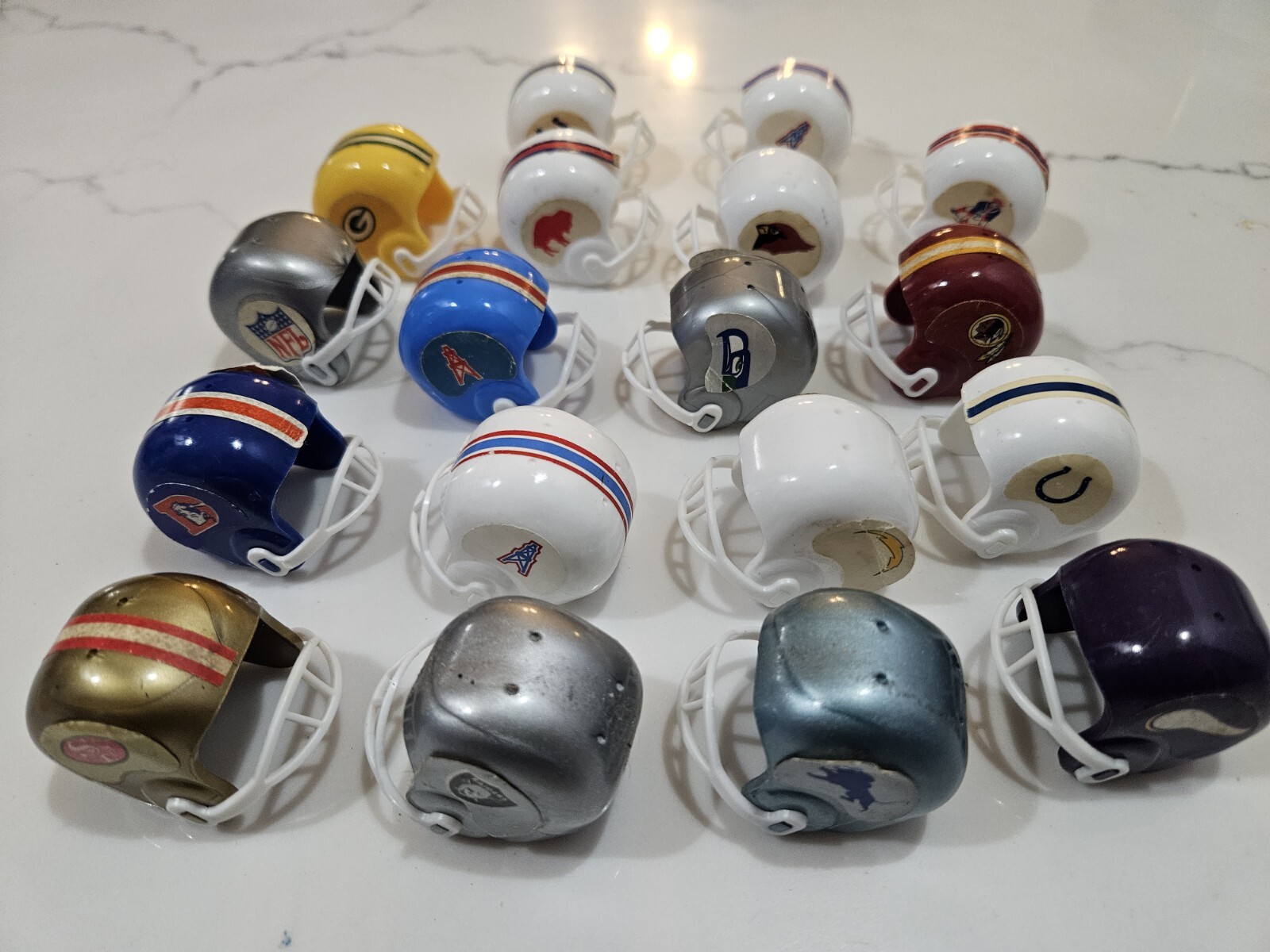 Vintage LOT of 18 Mini Plastic NFL Football Helmets Gum Ball Vending