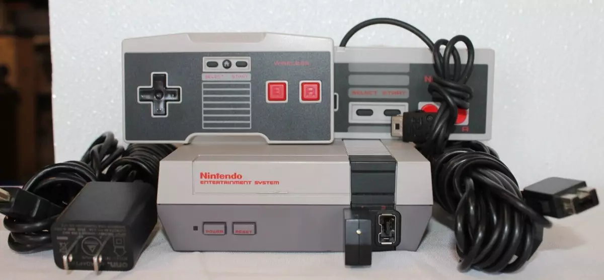  Nintendo Entertainment System: NES Classic Edition : Video Games